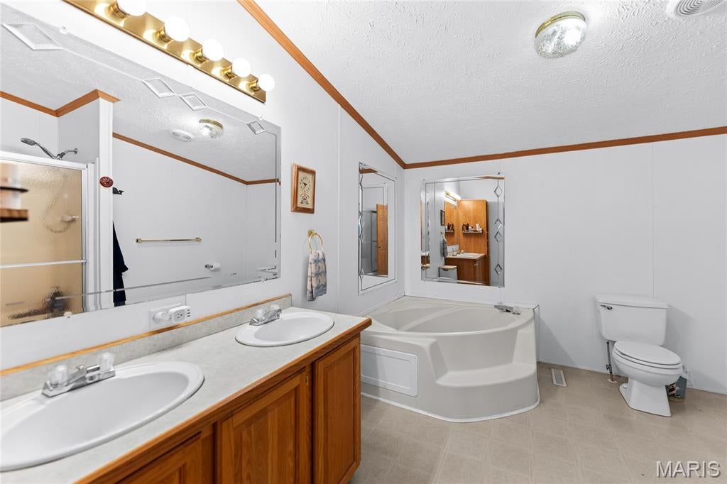 White Oaks - Residential