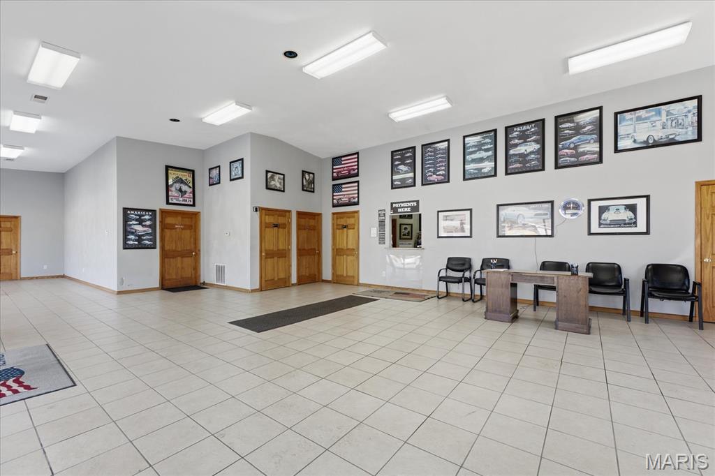Wallaces Add - Commercial Sale