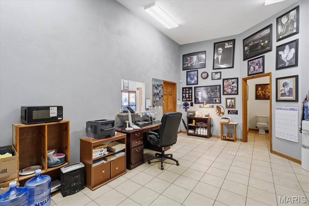 Wallaces Add - Commercial Sale