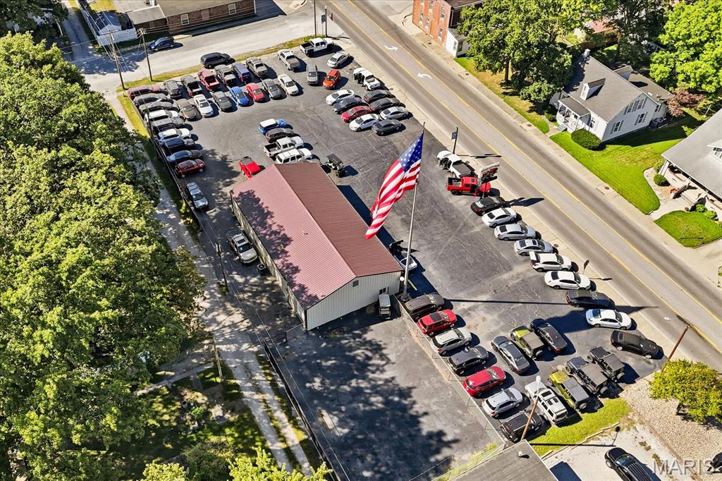 Wallaces Add - Commercial Sale