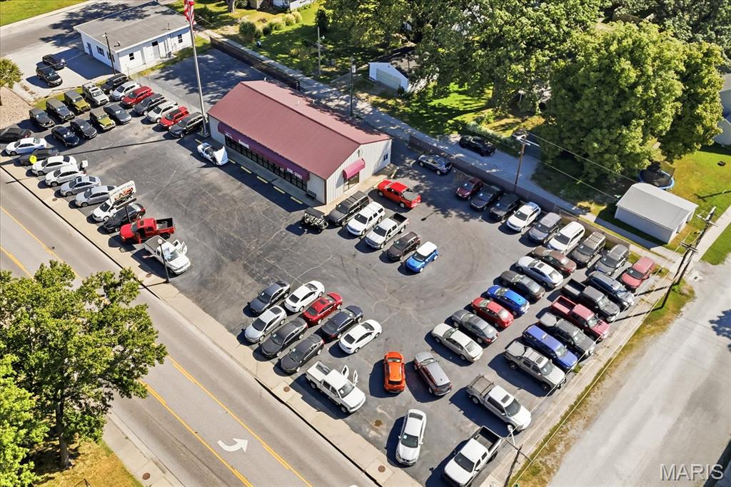 Wallaces Add - Commercial Sale