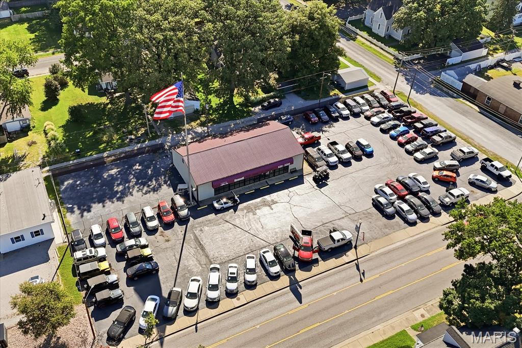 Wallaces Add - Commercial Sale