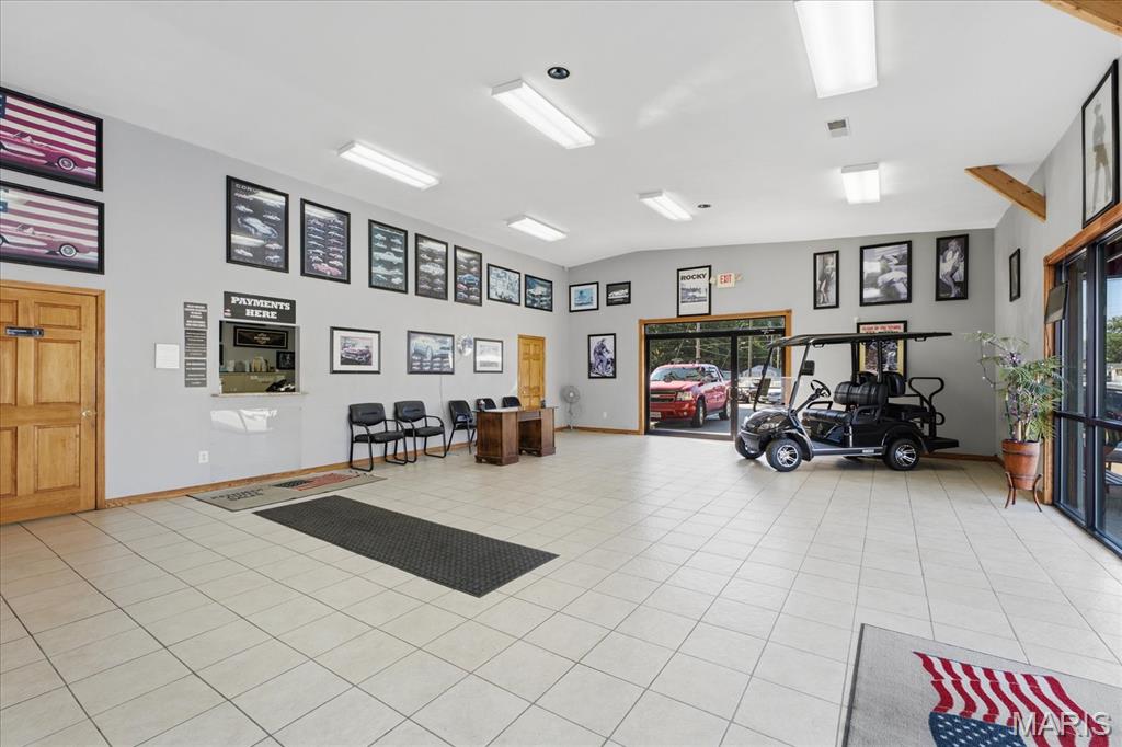 Wallaces Add - Commercial Sale