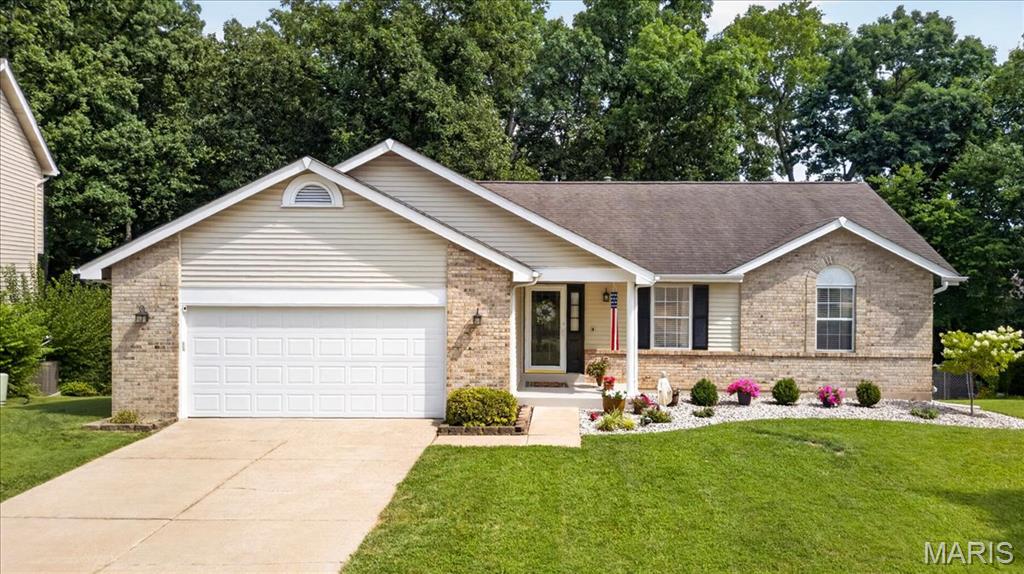 Coming soon! You do NOT want to miss this one! This home has an incredible layout with vaulted ceilings and a large living room that feels open, comfortable, and perfect for entertaining. The kitchen flows right into the main living space, and the primary bedroom features a walk-in closet and a BIG renovated bathroom.

The FINISHED basement adds a ton of extra living space, including a large rec area, a bar, a full bathroom, and a bonus room that could be used as an office, gym, guest room, playroom... you name it!

Out back, you’ll find a large deck overlooking the huge, flat backyard, which backs onto trees for a little extra privacy.