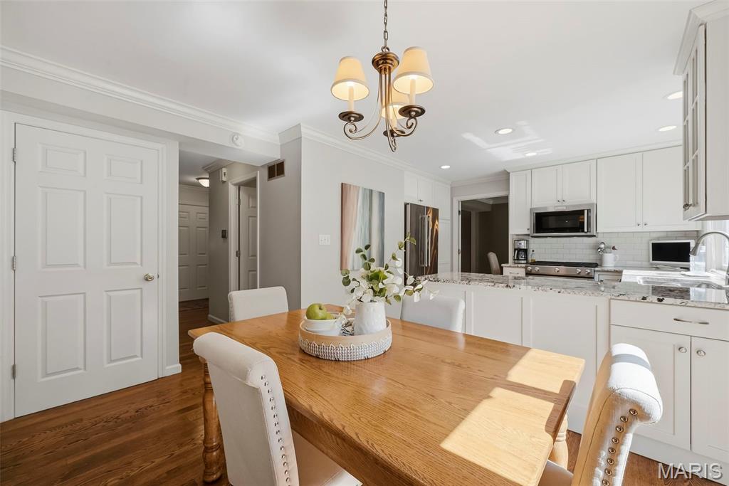 Country Creek - Residential