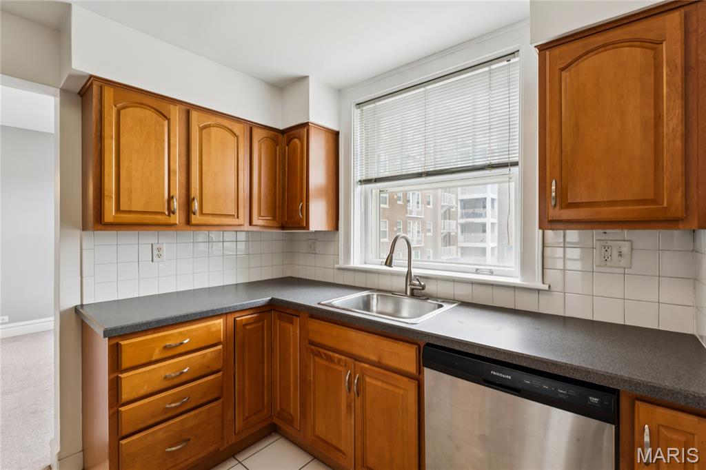 Randolph Condos - Residential
