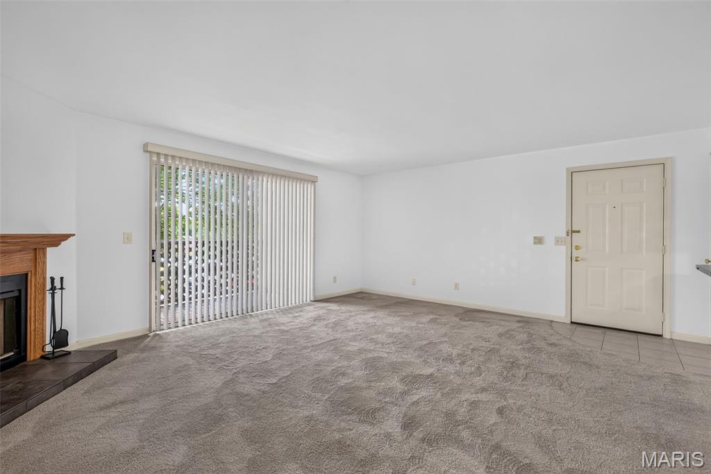 Cross Creek Condo Ph One Area - Residential