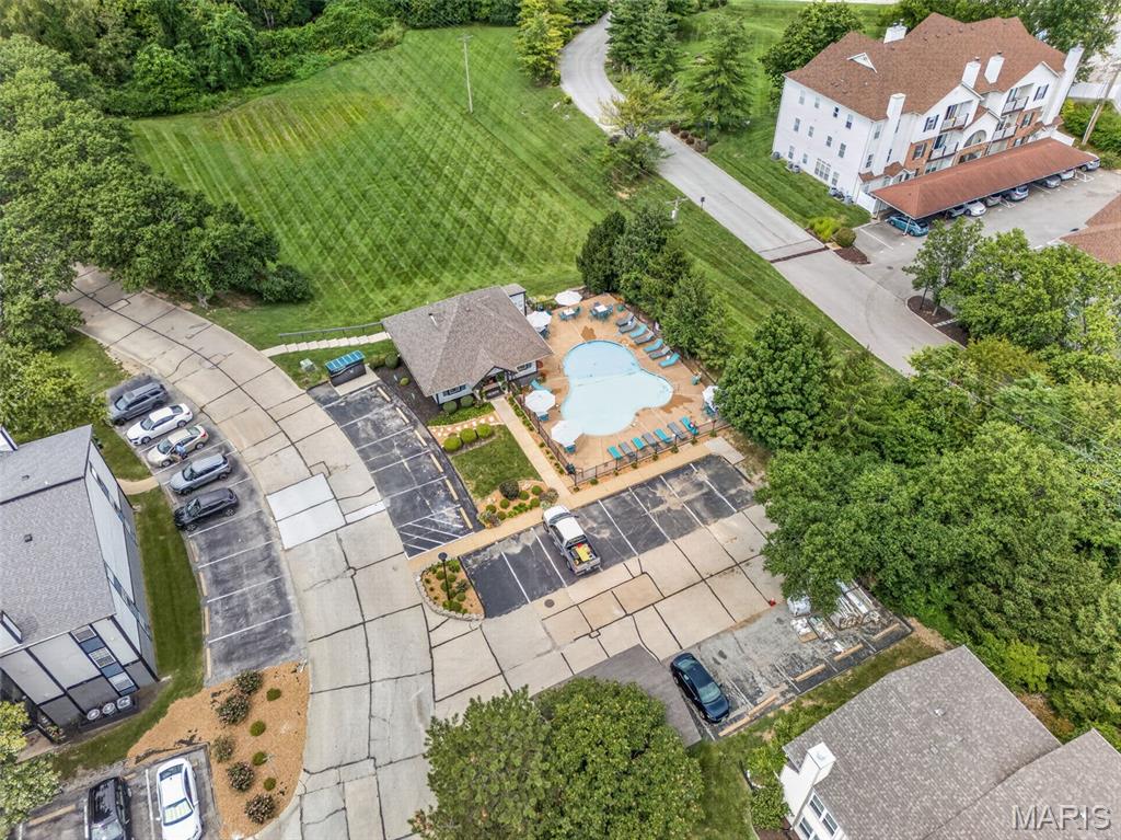 Cross Creek Condo Ph One Area - Residential