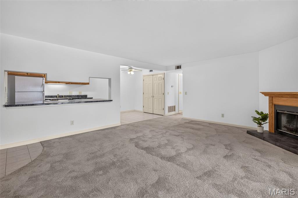 Cross Creek Condo Ph One Area - Residential