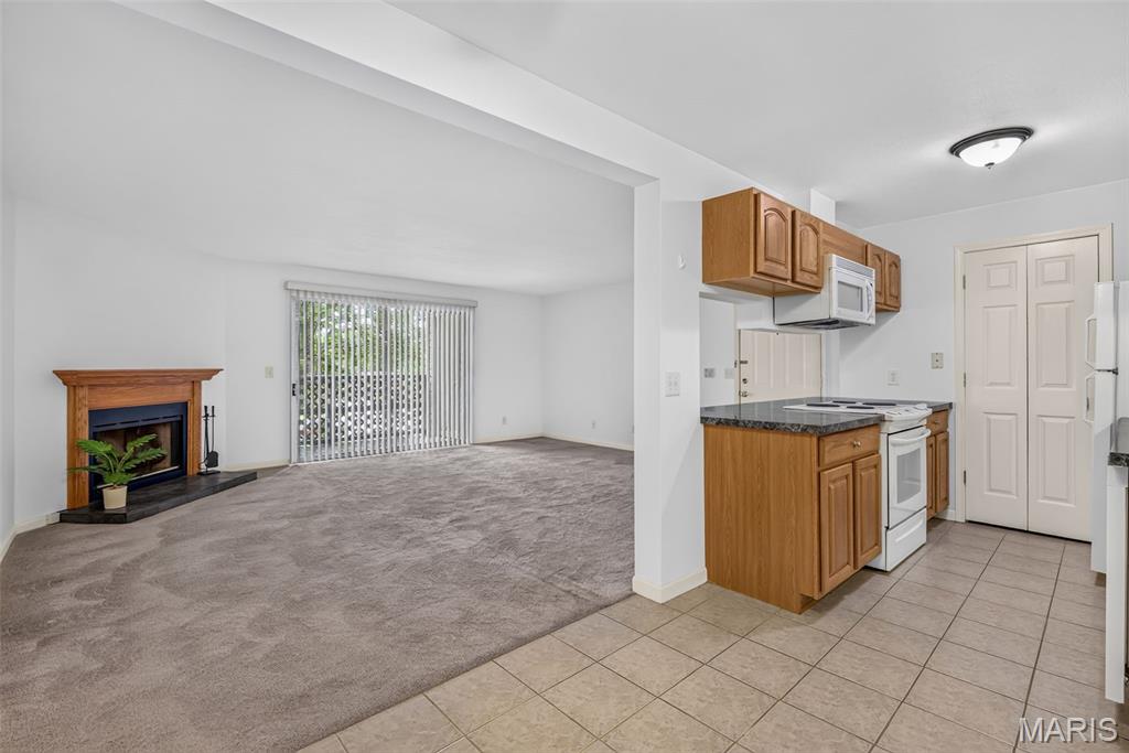 Cross Creek Condo Ph One Area - Residential