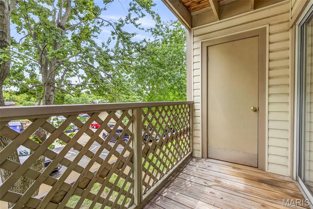 Cross Creek Condo Ph One Area - Residential