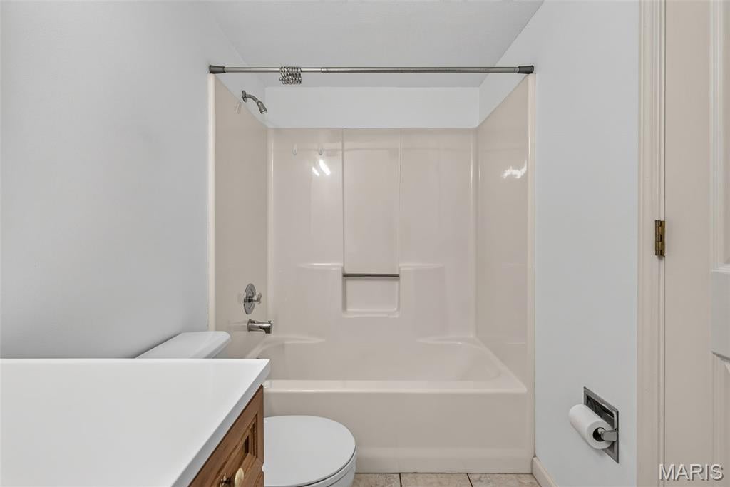 Cross Creek Condo Ph One Area - Residential