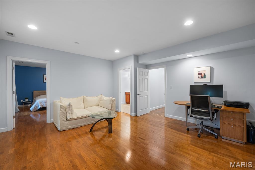 Central Suburbs - Residential