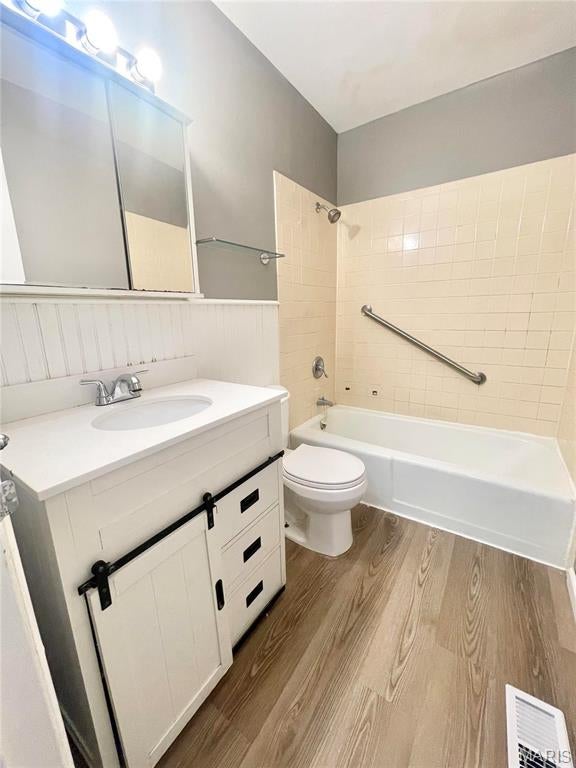 PARKVIEW GARDENS - Residential Lease