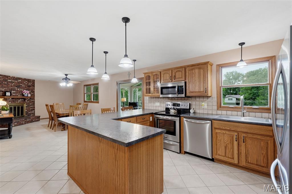 River Oaks 5 - Residential