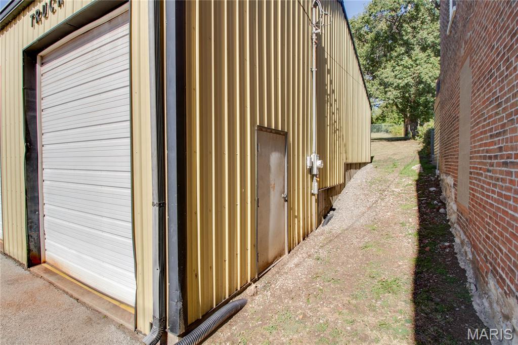 Hunter & Russells Add - Commercial Sale