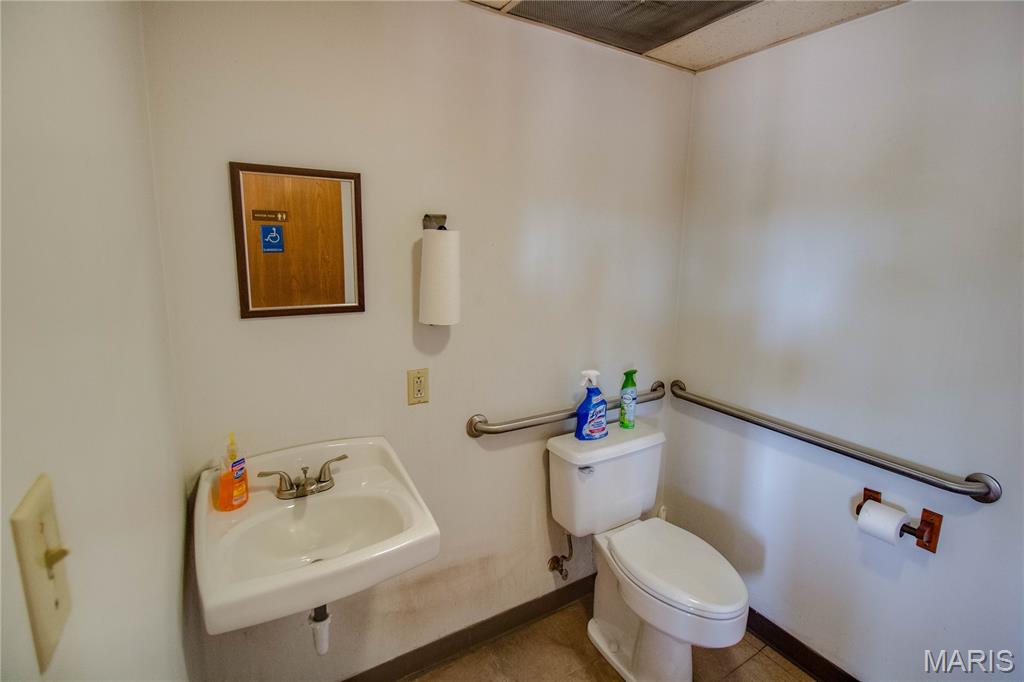 Hunter & Russells Add - Commercial Sale