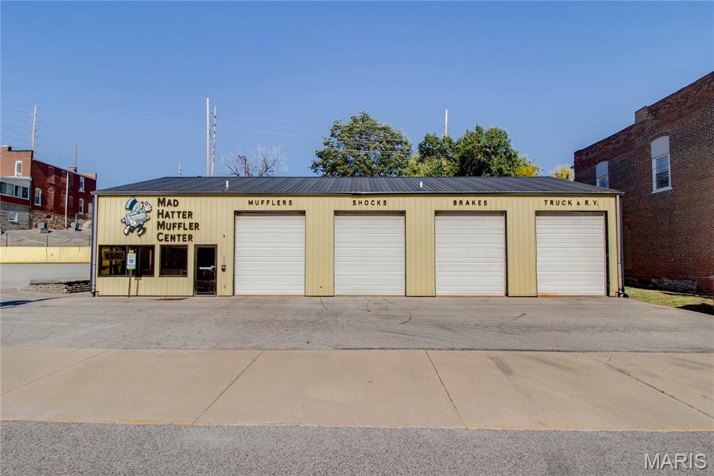 Hunter & Russells Add - Commercial Sale