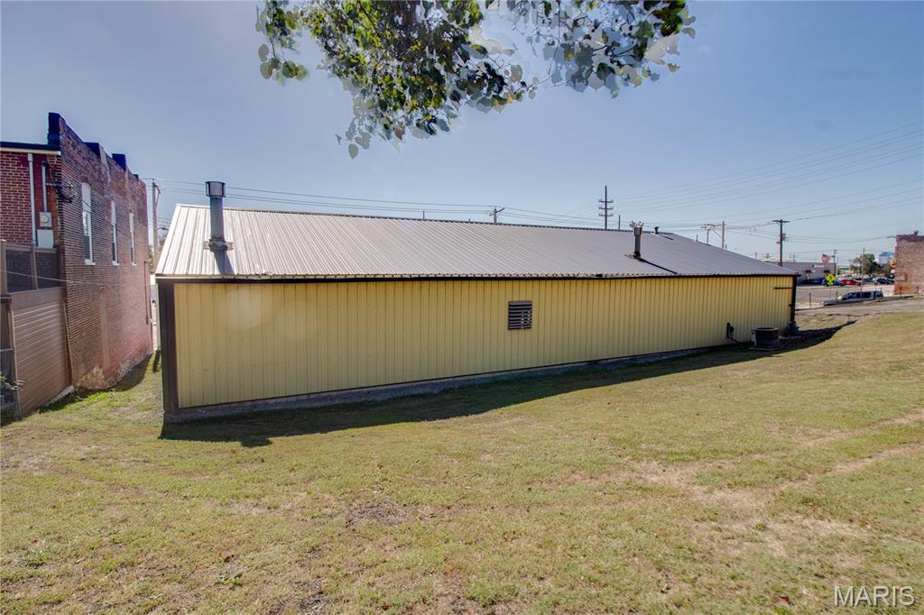 Hunter & Russells Add - Commercial Sale