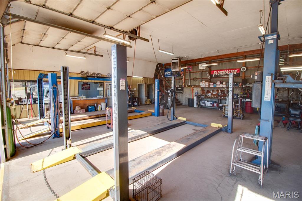 Hunter & Russells Add - Commercial Sale