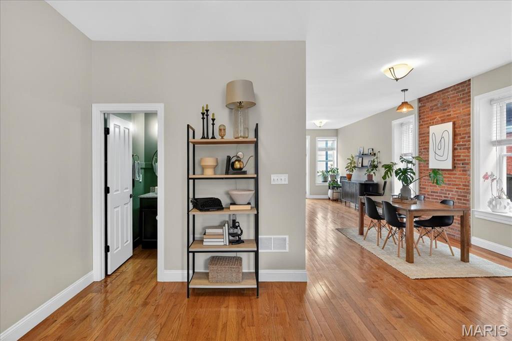 2907-2909 Michigan Ave Twnh - Residential