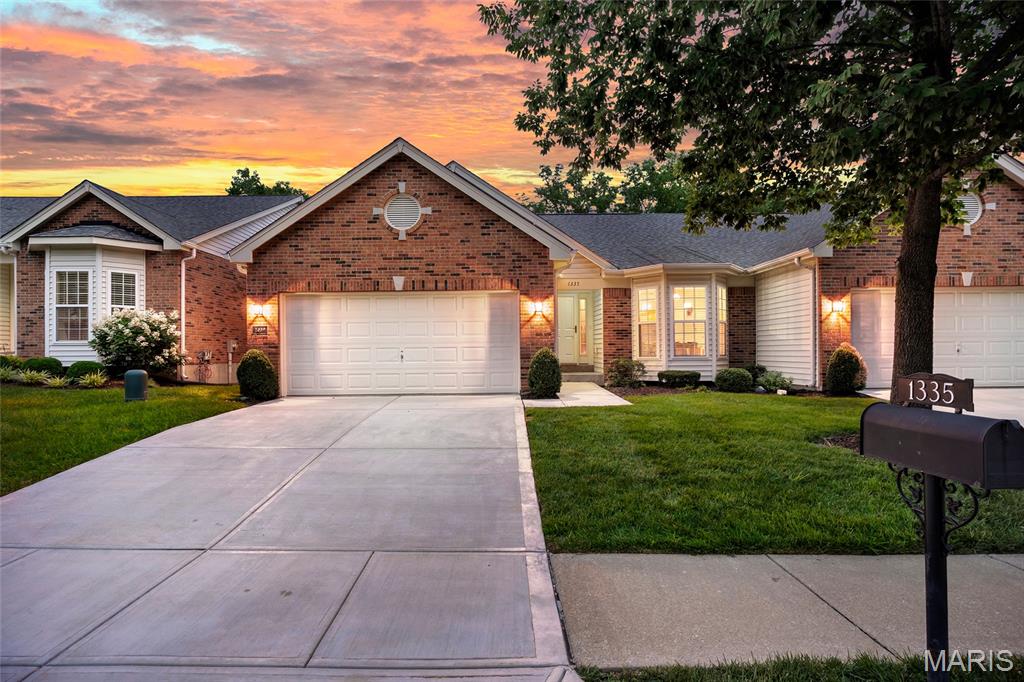 Villas At Kensington - Residential