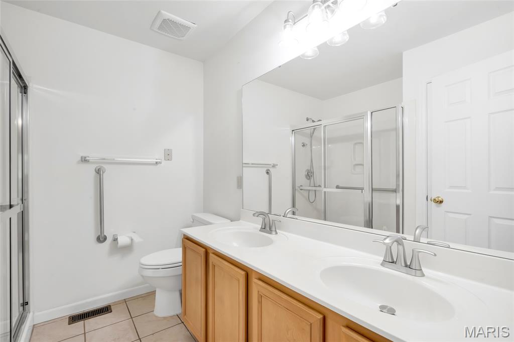 Villas At Kensington - Residential
