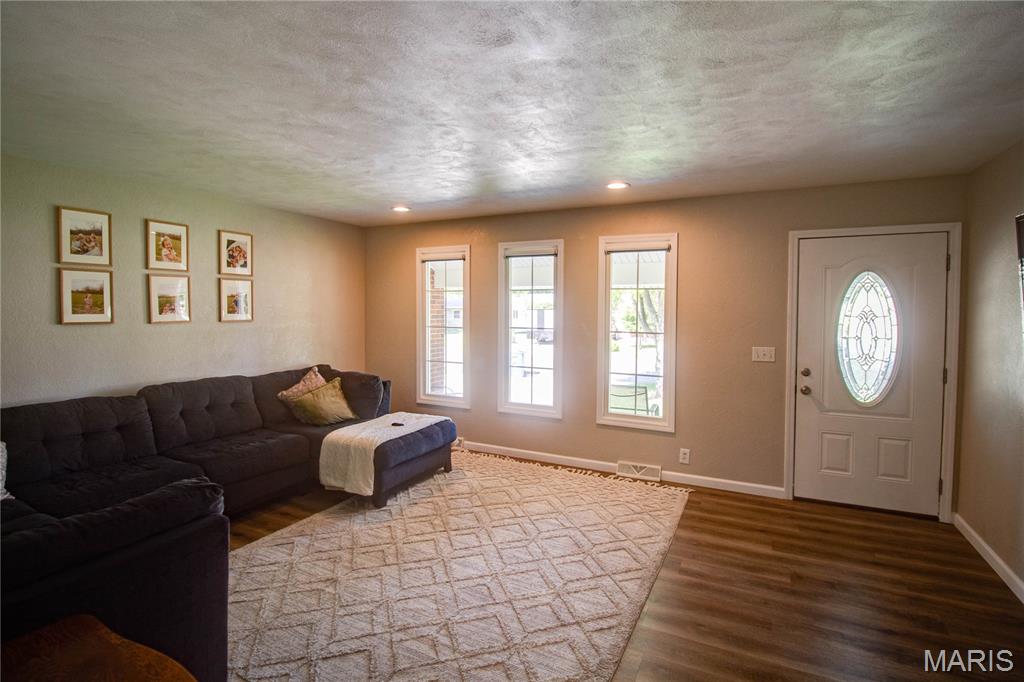 Aljets & Rutters Add 07 - Residential