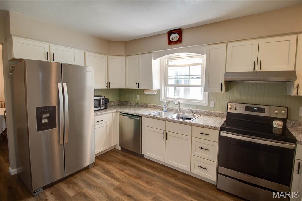 Aljets & Rutters Add 07 - Residential