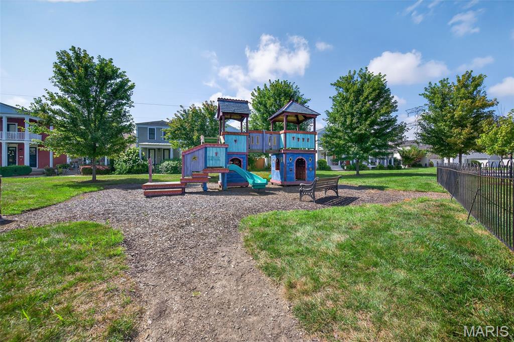 New Town, East Lime Kiln Condo #1 - Residential