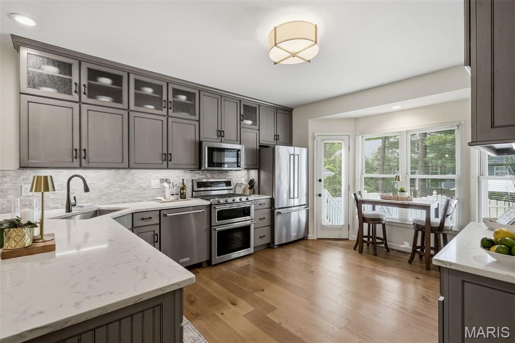 Hawken Condo Ph J - Residential
