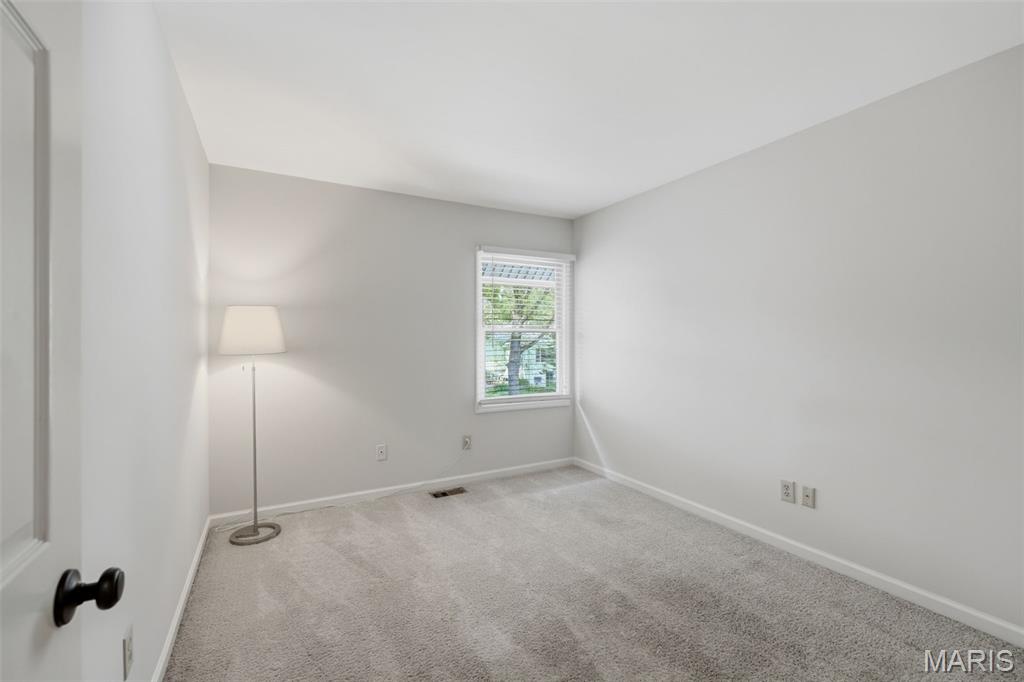 Hawken Condo Ph J - Residential