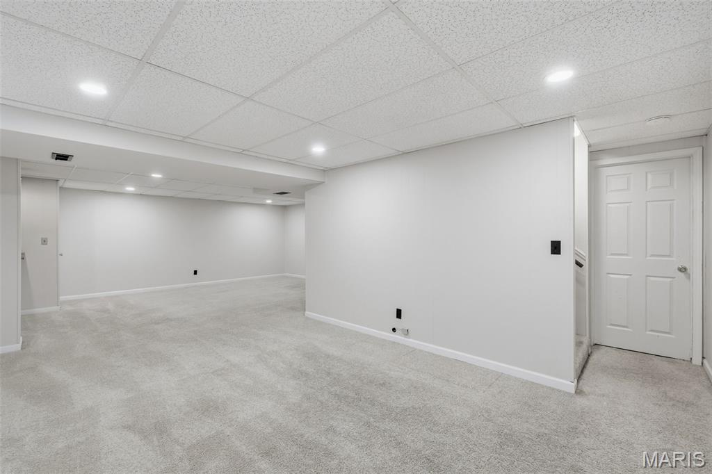 Hawken Condo Ph J - Residential