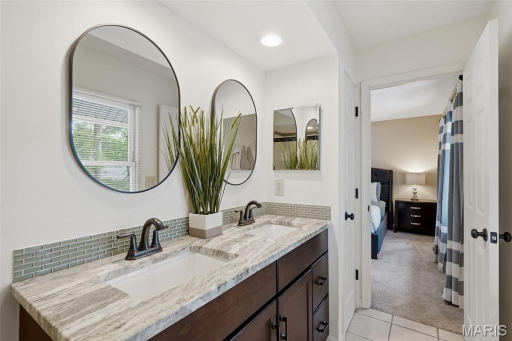 Hawken Condo Ph J - Residential