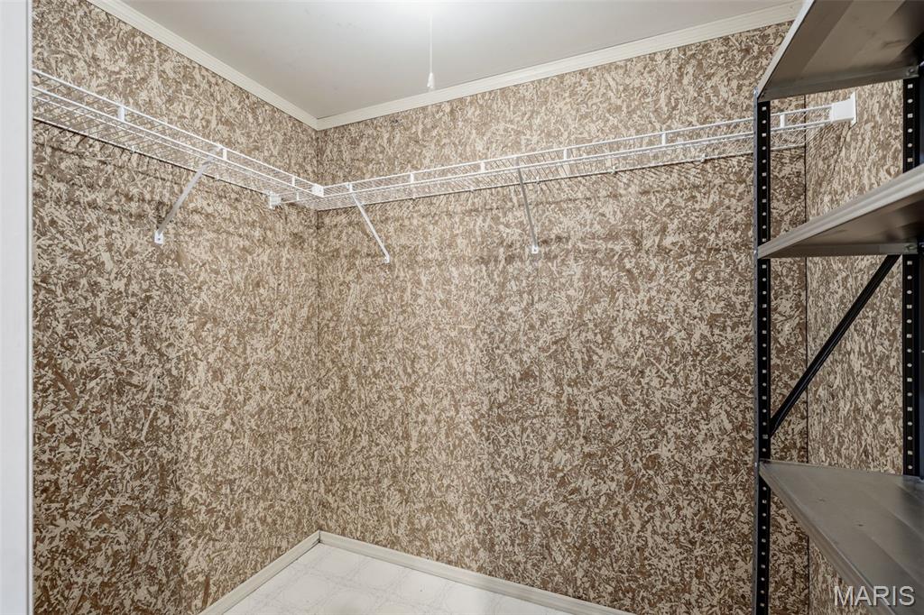 Hawken Condo Ph J - Residential