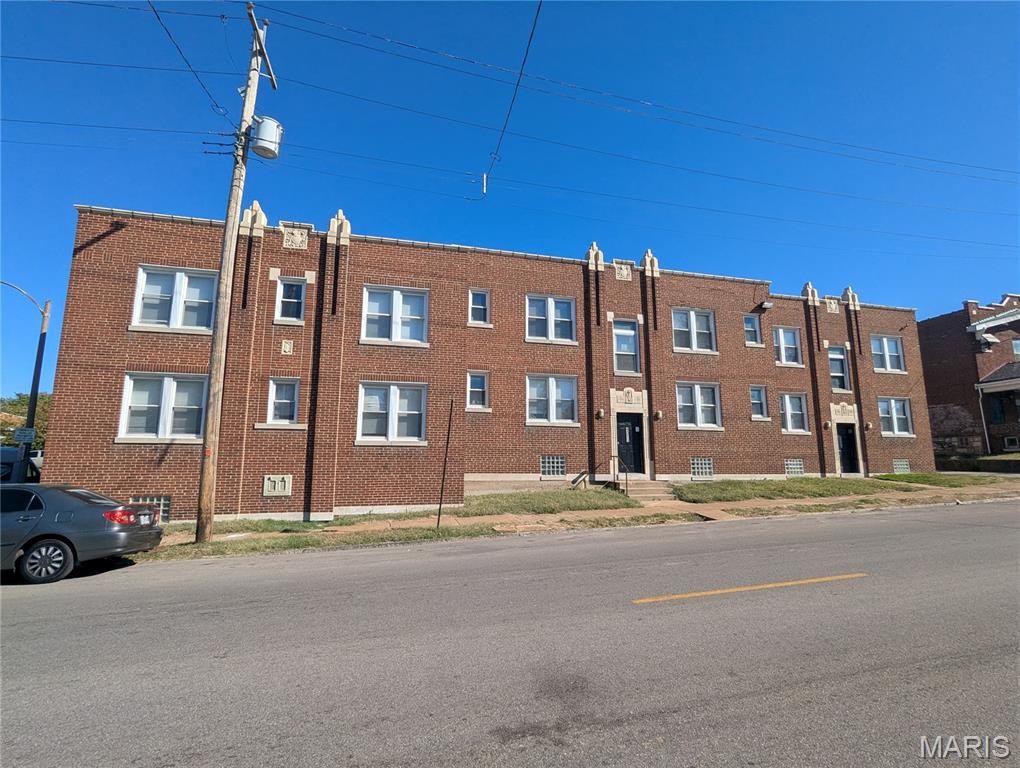 Grand Gravois Park - Residential Income