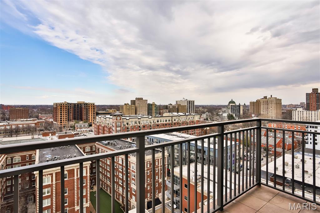 Park East Tower - Residential