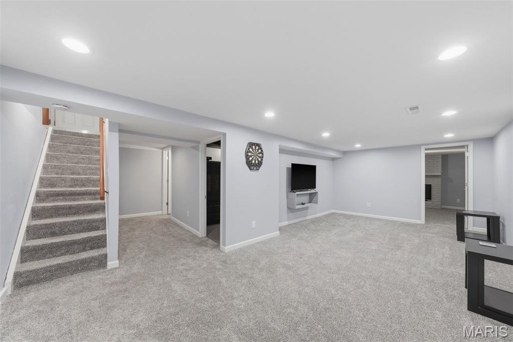 Crest Aire 2 - Residential