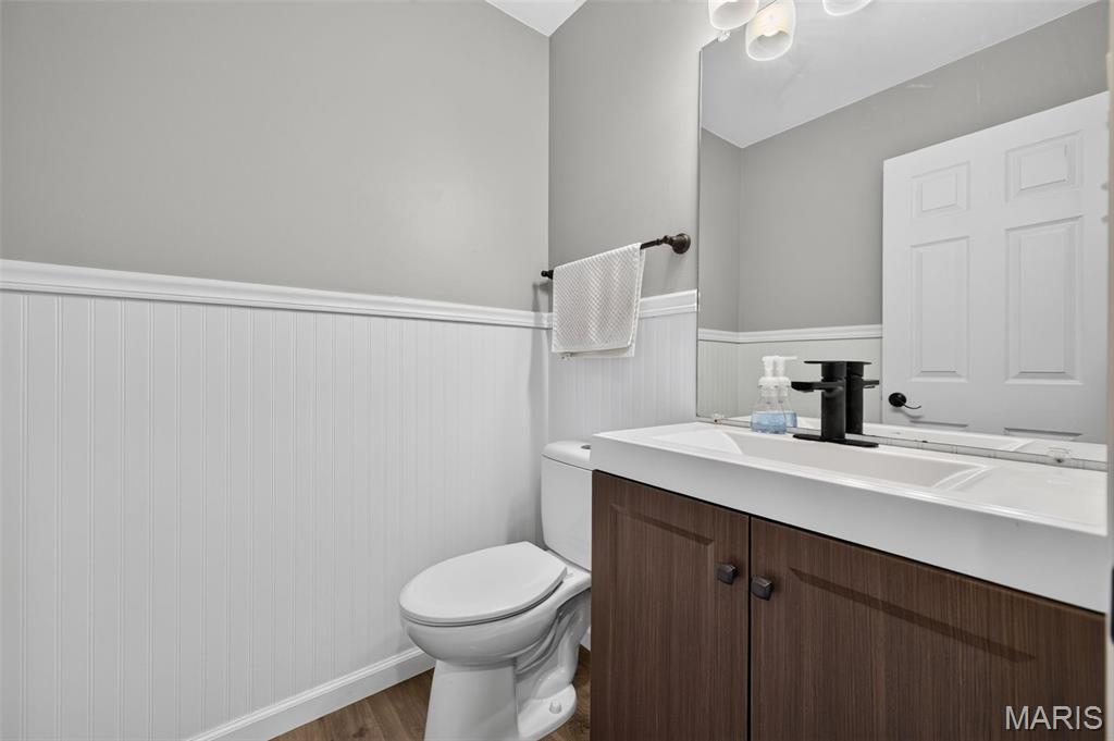 At Windingcreek Estate 5th Add - Residential