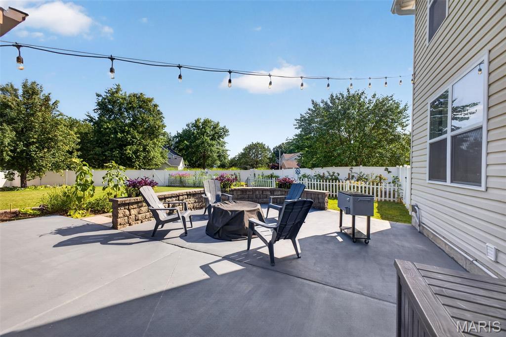 At Windingcreek Estate 5th Add - Residential