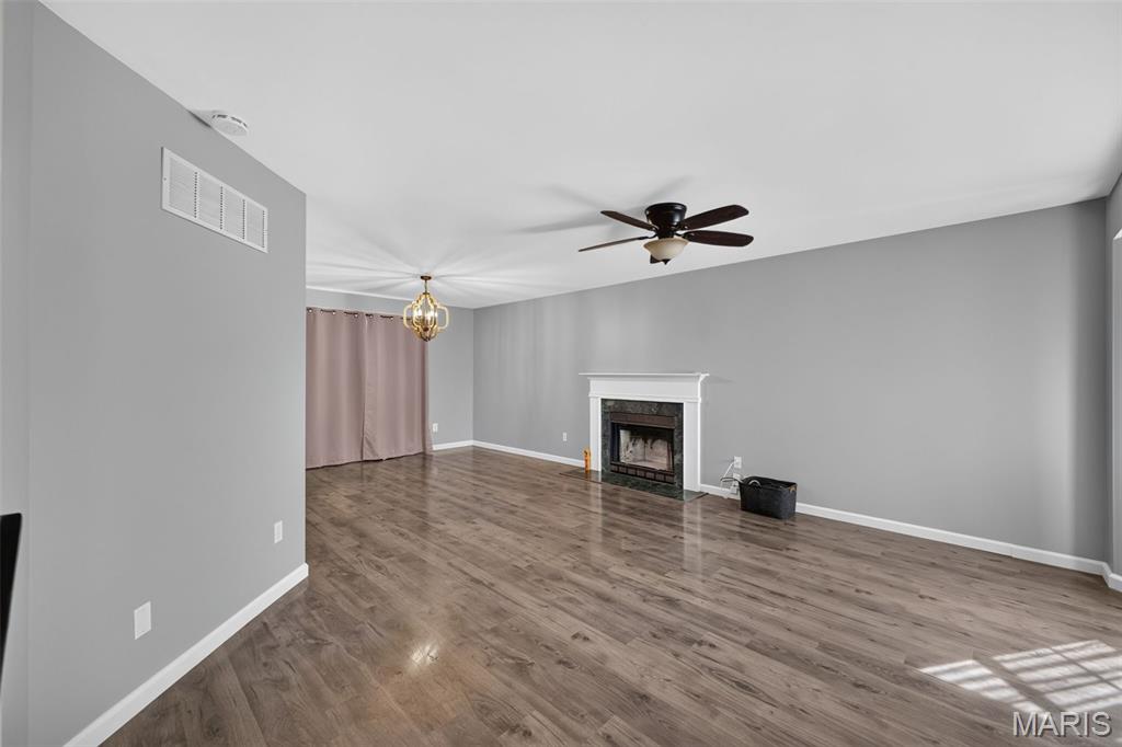 At Windingcreek Estate 5th Add - Residential