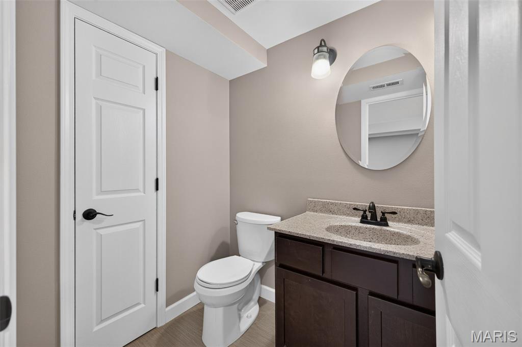 At Windingcreek Estate 5th Add - Residential