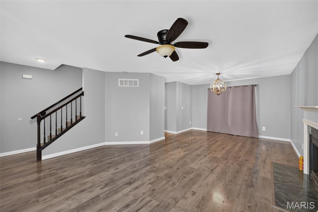 At Windingcreek Estate 5th Add - Residential
