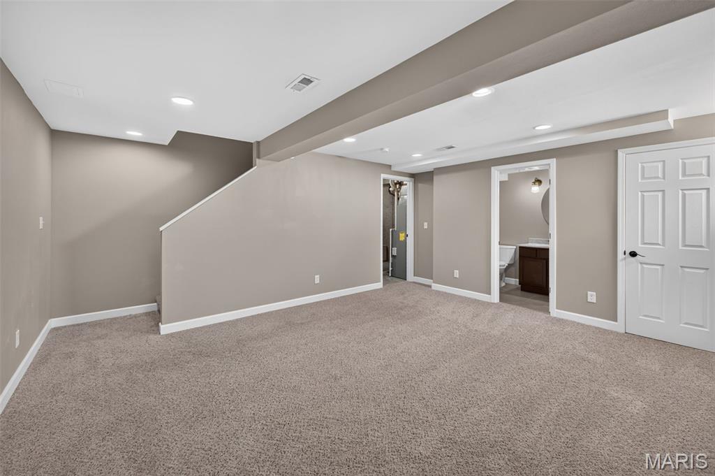 At Windingcreek Estate 5th Add - Residential