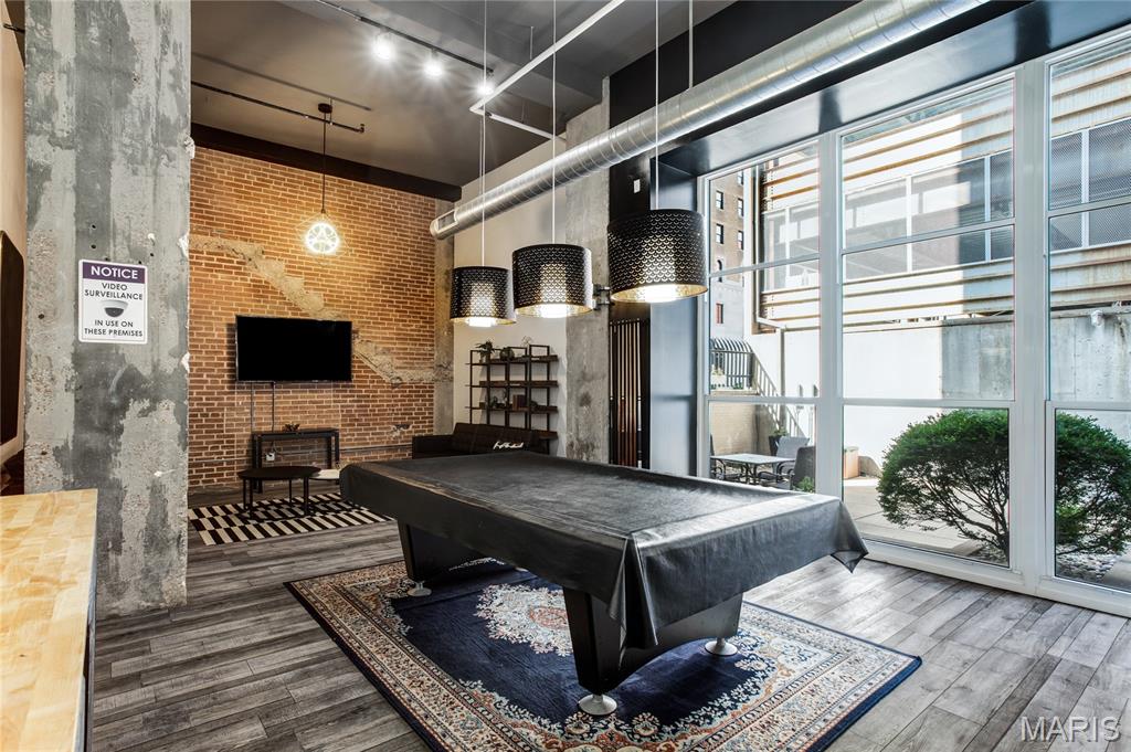 Annex Lofts Condo - Residential