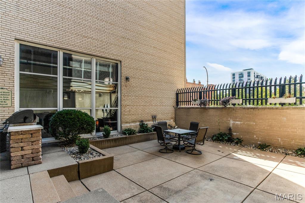 Annex Lofts Condo - Residential