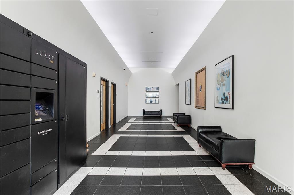 Annex Lofts Condo - Residential