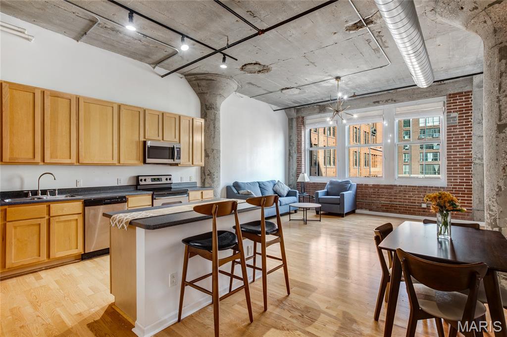 Annex Lofts Condo - Residential