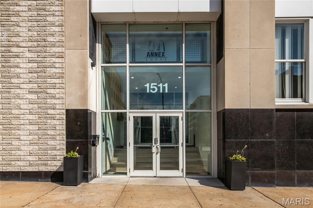 Annex Lofts Condo - Residential