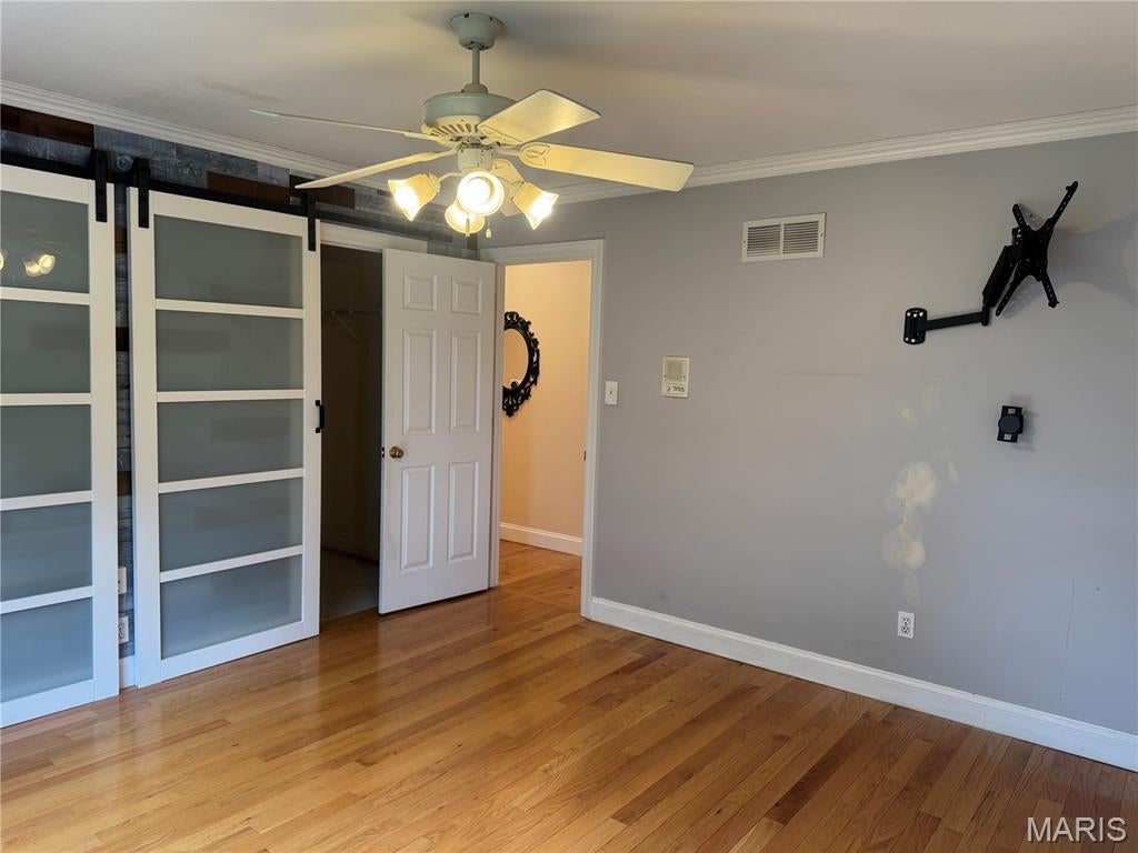 Manderleigh Of Town & Country One - Residential Lease